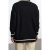 Women Fashion Stylish V Neck Low Sleeve Regular Wide Pattern Knitwear Sweater