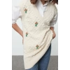Style Modern Women Regular Standard Sleeve V Neck Hijab Floral Embroidered Knitted Sweater