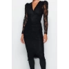 Moda Stil Fitted V Yaka Midi Boy Vücuda Oturan Astarlı Drapeli Dantel Şık Abiye Elbise