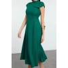 Moda Stil Fitted Dik Yaka Midi Boy Elbise