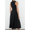 Moda Stil Fitted Halter Yaka Midi Boy A-Kesim Taş Aksesuarlı Dokuma Elbise