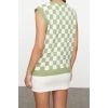 Womens Modern Style Casual Sleeveless V Neck Plaid Checked Sleeve Regular Knit Sweater