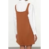 Moda Stil Relaxed Kare Yaka Mini Boy Açık kahverengi Jile Skater Belden Açılan Örme Elbise