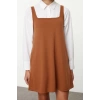 Moda Stil Relaxed Kare Yaka Mini Boy Açık kahverengi Jile Skater Belden Açılan Örme Elbise