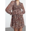 Moda Relaxed V Yaka Mini Boy Leopar Baskılı Fırfır Detaylı A Line Çan Kesim Balon Kol Örme Elbise