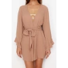 Moda Dokuma Rahat Kalıp Uzun V Yaka Standart Kol Crinkle Basic Düz Desen Kimono Kaftan