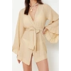 Moda Dokuma Rahat Kalıp Uzun V Yaka Standart Kol Crinkle Basic Düz Desen Kimono Kaftan