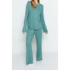 Tarz Rahat Uzun Kollu Boru Paça Lacivert Yırtmaç Detaylı Tshirt-Pantolon Örme Pijama Takımı