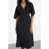 Moda Stil Regular V Yaka Midi Boy Melek Kol Detaylı A Kesim Eteği Volanlı Dokuma Elbise