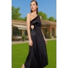 Asimetrik Yaka Tek Omuz Pilise Elbise Saten Örme Midi Boy Profesyonel Görünüm Dayanıklı Malzeme