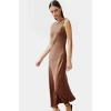 Düz Kesim Saten Maxi Elbise Polyester Elastomultiester Kumaş Kayık Yaka Özenle Seçilmiş