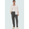 Erkek Geniş Paça Örme Pantolon Rahat Kesim Günlük Kullanım İçin Dokulu Kumaş Modern Tasarım