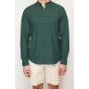 Erkek Moda Uzun Kol Dokuma Koyu Yeşil Slim Fit Yarım Patlı Hakim Yaka %100 Pamuklu Gömlek