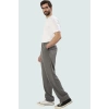 Erkek Modern Pantolon Geniş Paça Rahat Kalıp Sürdürülebilir Üretim Yaz Aylarının Vazgeçilmezi