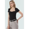 Fitted Kalıp Kısa Kollu Bluz Likralı Penye Yazlık Trend Tasarım Uzun Ömürlü Şık Görünüm