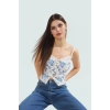 İnce Askılı Fitted Crop Bluz Çiçek Desenli Dokuma Kumaş Günlük Tarz Rahat Ve Şık