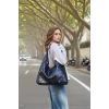 Kadın Geniş Hacimli Örgü Desenli Yumuşak Suni Deri Günlük Omuz Çantası Mükemmel Uyum Özel Tasarım
