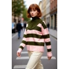 Kadın Oversize Dik Yaka Fermuarlı Çizgili Kalın Triko Kazak Kış Günleri İçin Konforlu Stil