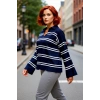Kadın Relaxed Kesim Çizgili Polo Yaka Akrilik Triko Kazak Kış Sezonu Günlük Şıklıkta Konfor Sunar
