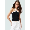 Kolsuz Fitted Bluz Renk Bloklu Desen ve Pamuklu Kumaş Rahat Kullanım Kaliteli İşçilik