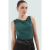 Modal Kumaştan Rahat Bluz Degaje Yaka Regular Kalıp Yazlık Özenle Seçilmiş Modern Stil