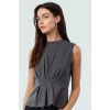 Nefes Alan Pamuklu Bluz Fitted Kolsuz Bisiklet Yaka Peplum Premium Kalite Rahat Kullanım