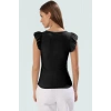 Nefes Alan Polyester Elastan Bluz Bisiklet Yaka Fırfırlı Detaylar Profesyonel Görünüm Premium Kalite