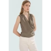 Omuz Büzgülü Kolsuz Bluz Viskoz Kumaştan İş ve Günlük Modern Stil Premium Kalite Rahat Şık