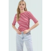 Pamuklu Polyester Elastan Karışımlı Fitted Bluz Bisiklet Yaka Kısa Kollu Yıkamalı