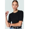 Pamuklu Polyester Elastan Karışımlı Fitted Bluz Bisiklet Yaka Kısa Kollu Yıkamalı