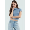 Polyester Karışımlı Bluz Crop Boy Fitted Kalıp Kısa Kol Seçkin Malzeme Dayanıklı