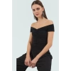 Rahat ve Şık Örme Bluz Carmen Yaka Kısa Kol Regular Kalıp Profesyonel Görünüm