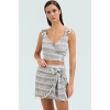 Rahat ve Şık Pamuklu Yazlık Bluz Şort Takım Kaliteli İşçilik Dayanıklı Malzeme Modern Stil