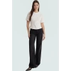 Rahat Yazlık Bluz Renk Fitted Kalıp Kısa Kollu %72 Polyester Şık Görünüm Mükemmel Uyum