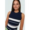 Renk Bloklu Kolsuz Triko Bluz Rahat Kalıp Polyester Yazlık Modern Stil Şık Görünüm Uzun Ömürlü