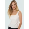 Sırt Fiyonklu Bluz Fitted Kalıp %88 Polyester Yazlık Casual Şık Görünüm Trend Tasarım