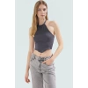 Viskoz Ribana Crop Bluz Halter Yaka Fitted Günlük Stil Profesyonel Görünüm Konforlu Kesim