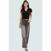 Viskoz Ribana Örme Bluz Crop Polo Yaka Fitted Rahat Kullanım Premium Kalite Modern Stil