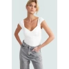 Vücuda Oturan Örme Bluz Kalp Yaka Kolsuz Yazlık Casual Tarz Kaliteli İşçilik Rahat Ve Şık