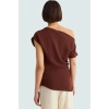 Yazlık Bluz Şık Kayık Yaka Tek Kol Krep Dokuma Görünüm Modern Stil