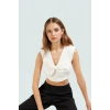 Yazlık Kadın Crop Bluz Fiyonk Detayı ile Şık ve Rahat Zarifane Tasarım Görünüm