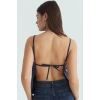 Yazlık Kadın Kare Yaka İnce Askılı Bluz Trend Tasarım Zarifane Modern Stil