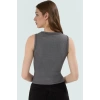 Yazlık Kolsuz Bluz Havuz Yaka Fitted Kalıp Rejenere Kaşkorse Kumaş Trend Tasarım