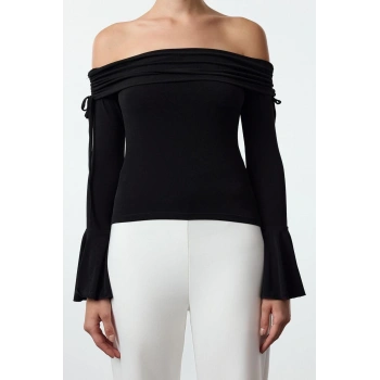 Kadın Moda Şık Regular Carmen Yaka İspanyol Kol Regular Kalıp Örme Bağlama Detaylı Şık Bluz