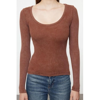 Kadın Regular Havuz Yaka Slim Kalıp Örme Eskitme Soluk Efektli Fitilli Vücuda Oturan Pamuklu Bluz