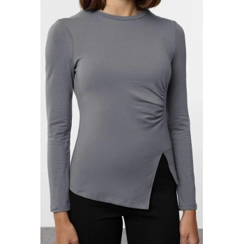 Kadın Moda Şık Üst Giyim Regular Bisiklet Yaka Slim Kalıp Örme Tek Yırtmaç Detaylı Büzgülü Bluz