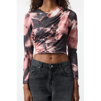 Kadın Moda Şık Üst Giyim Crop Bisiklet Yaka Slim Kalıp Örme Soyut Desenli Büzgü Drape Detaylı Bluz