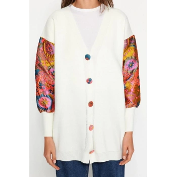 Kadın Moda Şık Tesettür Regular V Yaka Fitted Kolları Desenli Rahat Kalıp Triko Hırka