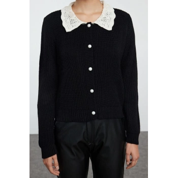 Kadın Moda Şık Regular Bebe Yaka Slim Yumuşak Dokulu Garni Detaylı Triko Hırka