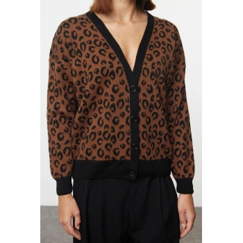 Kadın Moda Şık Regular V Yaka Regular Yumuşak Dokulu Leopar Desenli Triko Hırka